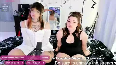 Muse n Poppy online show from March 2026 10:05:02 PM