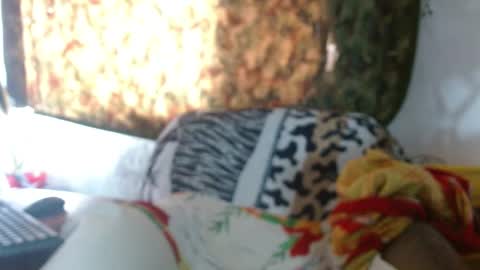 Snapshot of xxx_morena chatting on January 2025 06:16:01 PM   LILI  online show from January 2025 06:16:01 PM