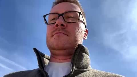 Alex online show from April 2026 10:41:02 AM