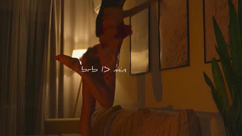 Molly online show from February 2026 12:42:01 PM