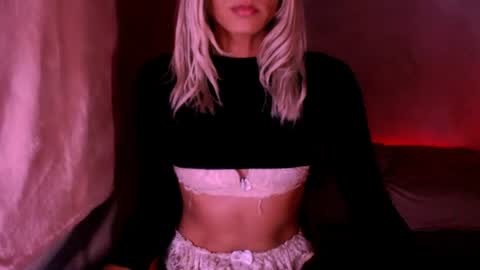 Snapshot of xxxanonymousloverxxx chatting on June 2026 06:29:01 AM Chiara online show from June 2026 06:29:01 AM