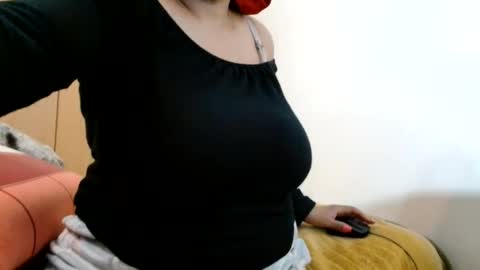Ayanda online show from May 2026 12:35:02 PM