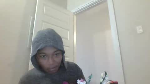 Danielle online show from November 2025 08:52:02 PM