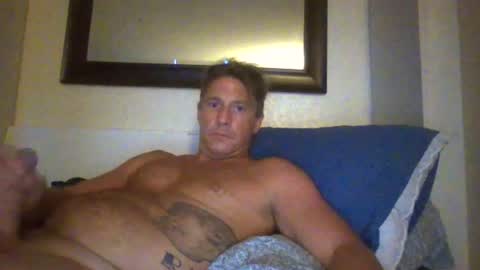 Snapshot of xxxelentdick chatting on June 2026 05:17:02 AM deeeeznutz online show from June 2026 05:17:02 AM