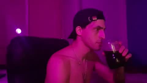 xxxfacu online show from January 2025 02:30:01 AM