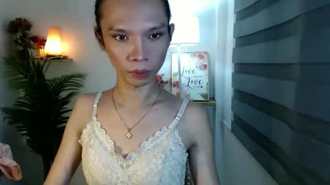 Snapshot of xxxfuckgirlyumsxxx chatting on November 2025 10:58:01 AM Your Princess Yums online show from November 2025 10:58:01 AM