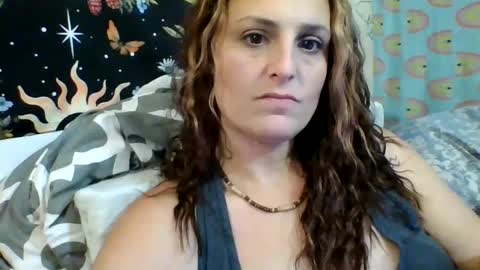 Misti online show from September 2025 08:41:01 AM