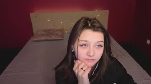 Snapshot of xxxnaughtyfoxxx chatting on March 2026 09:27:01 AM foxy online show from March 2026 09:27:01 AM