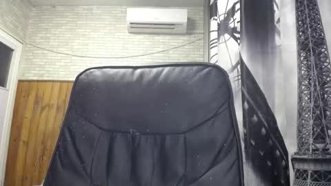 Snapshot of xxxnewlywedsxxx chatting on February 2026 06:12:01 PM Lana online show from February 2026 06:12:01 PM