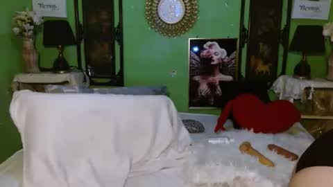 Snapshot of xxxpamelabombxxx chatting on February 2026 05:34:01 PM PAMPAM online show from February 2026 05:34:01 PM