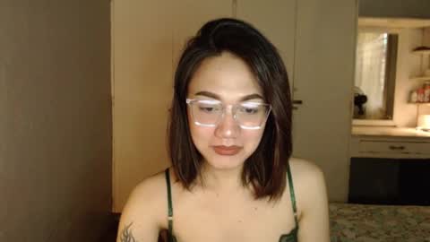 Snapshot of xxxsexydollxxx chatting on September 2025 12:03:01 AM Melissa online show from September 2025 12:03:01 AM