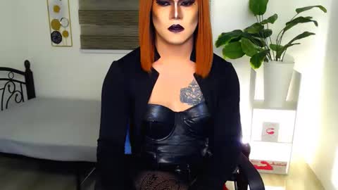 QueenMarina online show from May 2026 09:55:01 PM