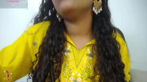 Snapshot of yaazhini457034 chatting on May 2026 12:11:01 PM yazhini online show from May 2026 12:11:01 PM