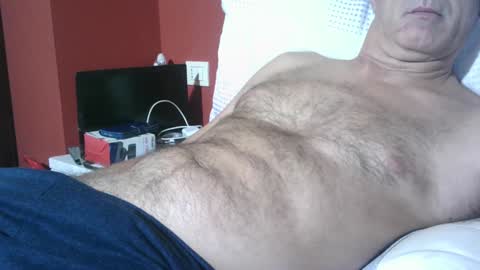 Snapshot of yahe2010 chatting on December 2024 02:48:02 AM grillino online show from December 2024 02:48:02 AM