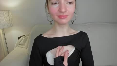 Snapshot of yala_111 chatting on April 2026 05:52:01 AM Yala online show from April 2026 05:52:01 AM