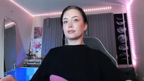 Snapshot of yamilean chatting on June 2026 09:14:01 PM Yami online show from June 2026 09:14:01 PM