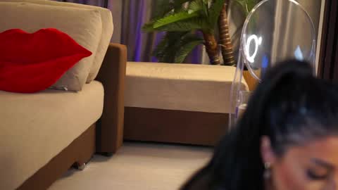 Yana online show from April 2026 08:41:01 AM