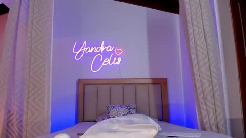 Snapshot of yandracelisoficial chatting on April 2026 01:51:01 AM YANDRA CELIS online show from April 2026 01:51:01 AM