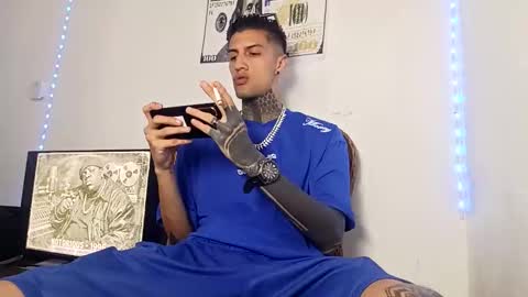 Yan online show from February 2026 06:42:02 AM