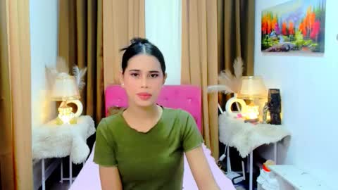 Snapshot of yanna_faulkerson chatting on October 2025 04:49:01 AM Yanna online show from October 2025 04:49:01 AM