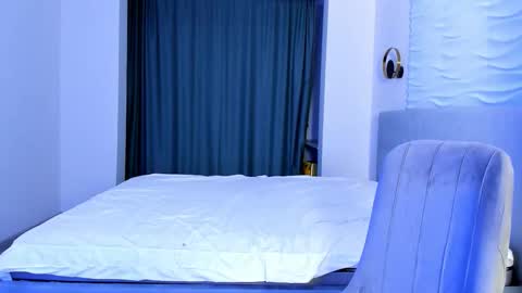 Yana online show from January 2026 08:47:02 PM