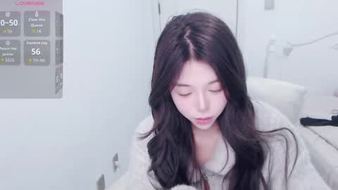 yaoyaoliu online show from April 2026 01:49:02 PM