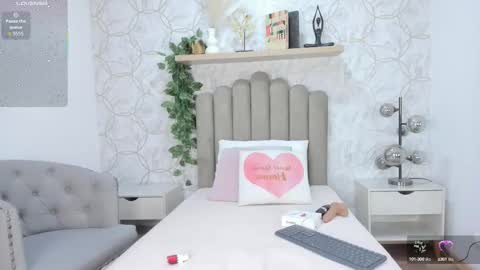 Yara online show from September 2025 08:54:01 PM