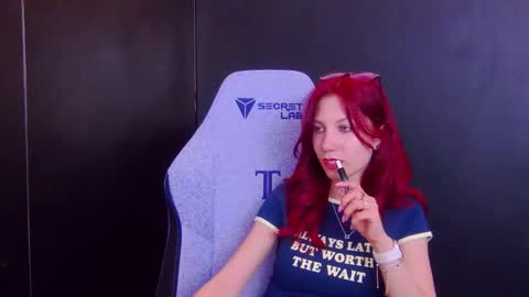 Snapshot of yasemina_ chatting on May 2026 10:06:01 PM Yase online show from May 2026 10:06:01 PM
