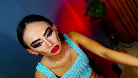 miss yasii online show from March 2025 02:32:01 PM