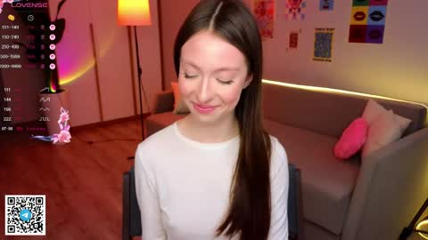 Snapshot of yasmin_kass chatting on April 2026 06:27:01 AM Yasmin online show from April 2026 06:27:01 AM
