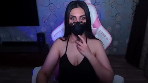 Snapshot of yasmina___ chatting on July 2026 06:42:01 AM yasmina online show from July 2026 06:42:01 AM