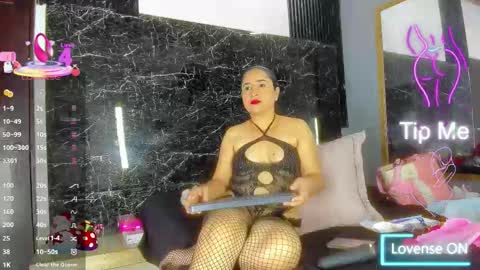 Snapshot of yaya____ chatting on January 2026 04:37:02 AM yaya____ online show from January 2026 04:37:02 AM