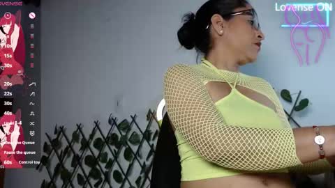 Snapshot of yaya____ chatting on March 2026 10:16:02 PM yaya____ online show from March 2026 10:16:02 PM