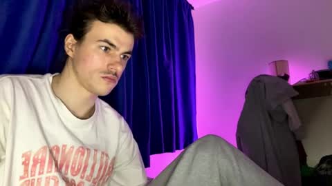 yayay333 online show from April 2026 12:11:02 AM