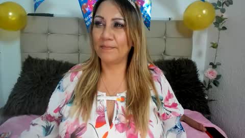 Snapshot of yayita_mature chatting on June 2026 12:32:02 AM yayita online show from June 2026 12:32:02 AM