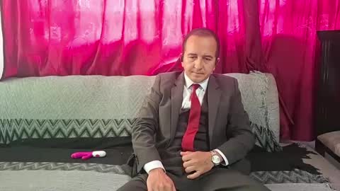 Hazzan online show from October 2025 03:52:01 PM