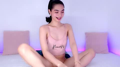 Zaimin Yaz online show from October 2025 05:32:02 PM