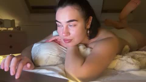 rina online show from September 2025 09:40:02 PM