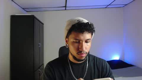 yeff online show from November 2025 01:19:02 AM