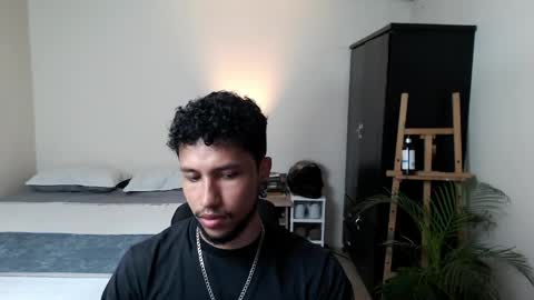 Snapshot of yeff_stone chatting on May 2026 01:57:16 AM yeff online show from May 2026 01:57:16 AM