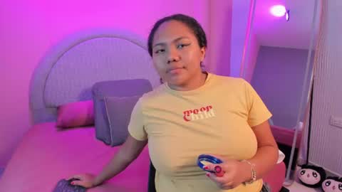 Snapshot of yeika_foxy chatting on June 2026 11:26:02 AM yeika_foxy online show from June 2026 11:26:02 AM