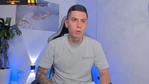 YEIKO ROMERO online show from December 2025 10:50:01 PM