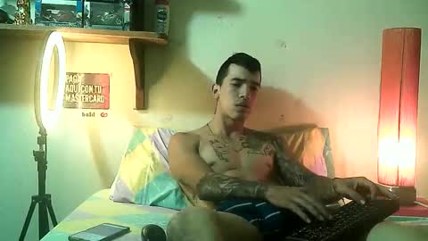 Snapshot of yeisoncastellanos1999 chatting on May 2026 12:33:01 PM yeisoncastellanos1999 online show from May 2026 12:33:01 PM