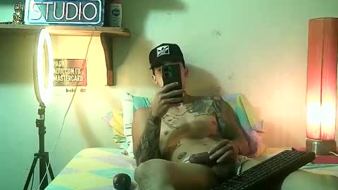 Snapshot of yeisoncastellanos1999 chatting on May 2026 04:37:02 PM yeisoncastellanos1999 online show from May 2026 04:37:02 PM