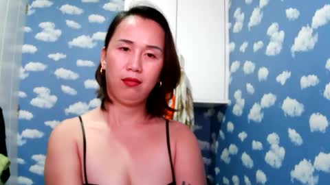 yella hope online show from February 2026 02:53:01 AM