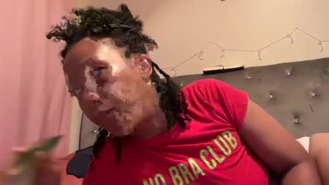 Snapshot of yella_princess chatting on July 2026 03:34:01 AM Yella Princess online show from July 2026 03:34:01 AM