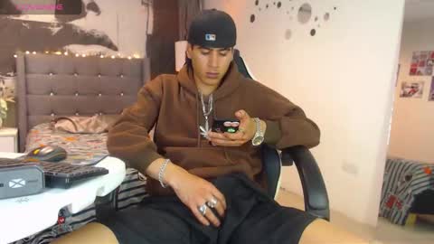 Snapshot of yerk_dan chatting on December 2025 04:53:02 AM Yerk online show from December 2025 04:53:02 AM