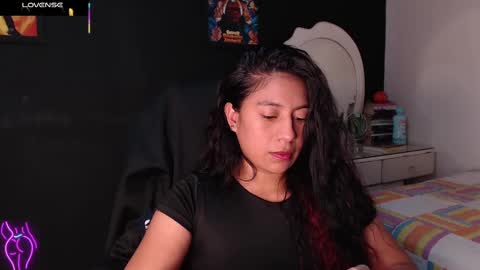 Yesi online show from March 2025 05:38:01 PM