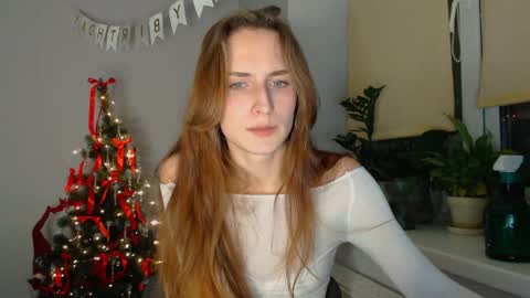 Snapshot of yes_to_heaven chatting on January 2025 09:55:02 PM Zoe online show from January 2025 09:55:02 PM