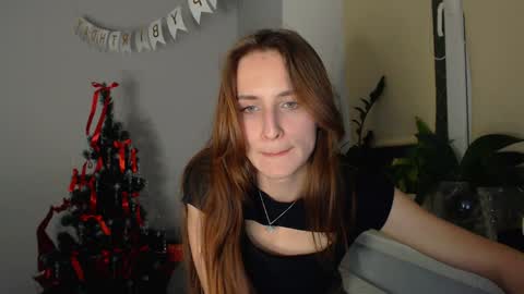 Snapshot of yes_to_heaven chatting on January 2025 09:41:01 PM Zoe online show from January 2025 09:41:01 PM